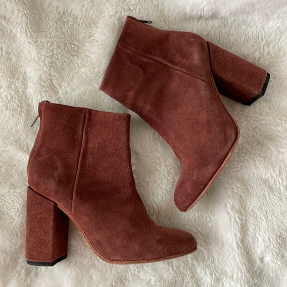 FREEBIRD Harlo Suede Boots with Heel Red burgundy 9 - Picture 1 of 13
